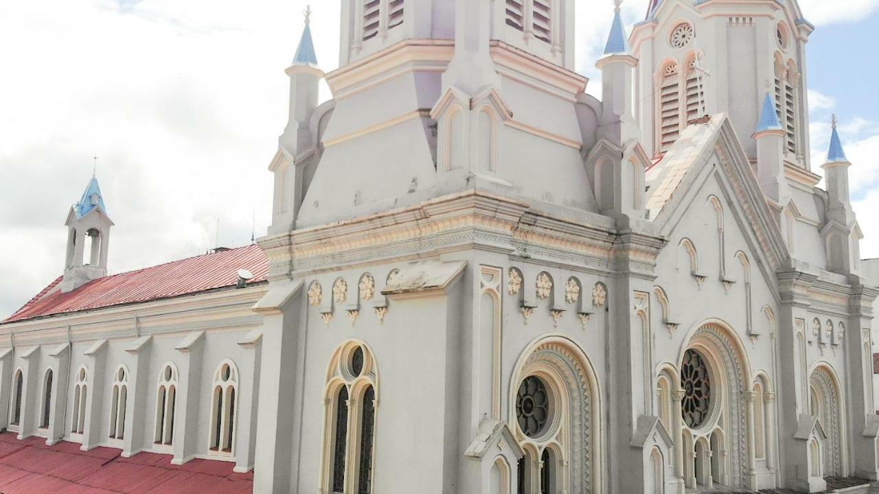 Hotel La Orquidea كوينكا المظهر الخارجي الصورة